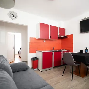 Gof Apartment