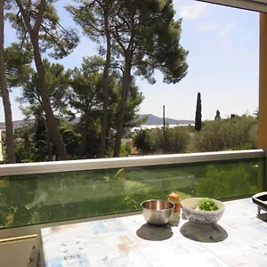 Grand T2 Vue Calme Climatise 500 M Village Et Parking Gratuit , Sanary-sur-Mer Frankreich